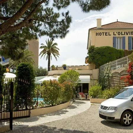 Szálloda L'olivier - Piscine & Parking
