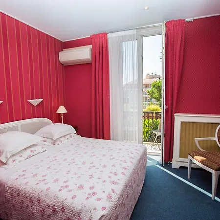 L'olivier - Piscine & Parking 3* Cannes