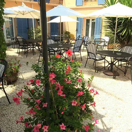 L'olivier - Piscine & Parking Szálloda Cannes