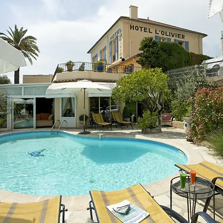 L'olivier - Piscine & Parking Szálloda Cannes
